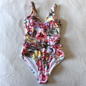One-Piece Bathing Suit with Buckled Waist